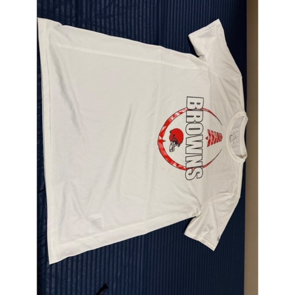 Nike Dri-FIT Cleveland Browns T-Shirt Mens Large White Graphic Performance Tee